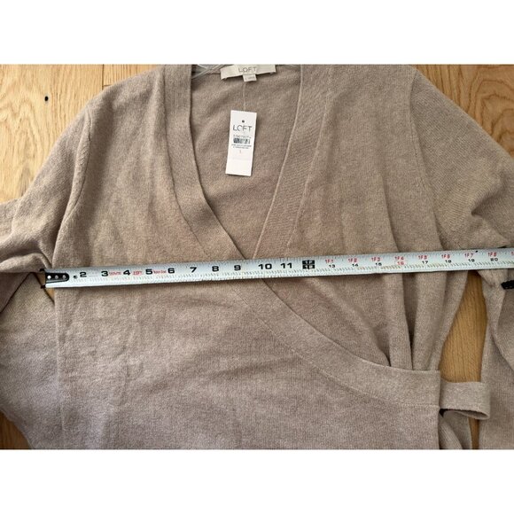 NWT Anne Taylor LOFT Tan V-Neck Chiffon Cross Tie Closure Cardigan Womens Size L - Picture 6 of 8